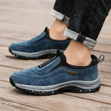 Load image into Gallery viewer, Men's Fashionable Plus Size Hiking Running Shoes