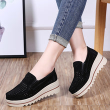 Cargar imagen en el visor de la galería, Autumn hollow anti-slip thick-soled shoes