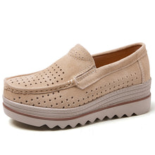 Cargar imagen en el visor de la galería, Autumn hollow anti-slip thick-soled shoes