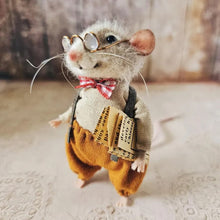 Cargar imagen en el visor de la galería, MouseLand Felt Toy