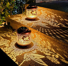 Cargar imagen en el visor de la galería, Outdoor Waterproof Hummingbird Solar Lanterns