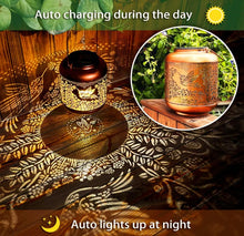 Cargar imagen en el visor de la galería, Outdoor Waterproof Hummingbird Solar Lanterns