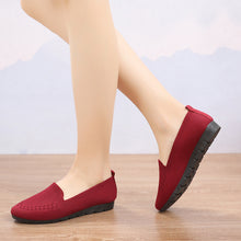 Cargar imagen en el visor de la galería, Fly-woven mesh shallow mouth breathable shoes