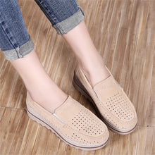 Cargar imagen en el visor de la galería, Autumn hollow anti-slip thick-soled shoes