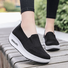 Cargar imagen en el visor de la galería, Women&#39;s Slip-On Thick-Soled Air-Cushion Sneakers
