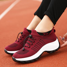 Cargar imagen en el visor de la galería, Shoesmama Women&#39;s Ultra-Comfy Breathable Sneakers
