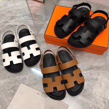 Cargar imagen en el visor de la galería, Women&#39;s New Summer Flat Hollow Velcro Sandals
