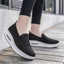 Cargar imagen en el visor de la galería, Women&#39;s Slip-On Thick-Soled Air-Cushion Sneakers
