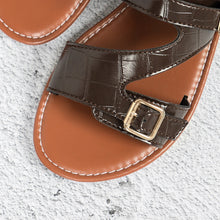 Cargar imagen en el visor de la galería, Women&#39;s Buckled Flat Open Toe Beach Sandals
