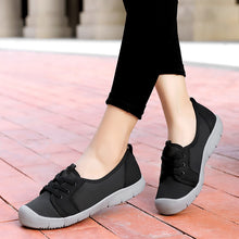 Cargar imagen en el visor de la galería, Women Casual Lace Up Shoes Color Blocking All Seasons Comfortable Spring And Autumn Shoes
