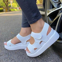 Cargar imagen en el visor de la galería, Summer New Sports Sandals Comfortable Women&#39;s Beach Sandals
