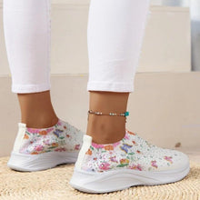 Cargar imagen en el visor de la galería, Women&#39;s Rhinestone Stretch Casual Breathable Sneakers
