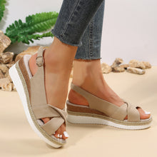 Load image into Gallery viewer, Summer Fashion Buckle Platform Beach Sandals
