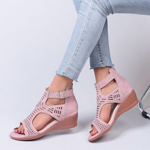 Cargar imagen en el visor de la galería, Women&#39;s Summer Hollow Wedge Buckle Comfortable Sandals
