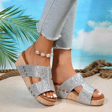 Cargar imagen en el visor de la galería, Women&#39;s clog stud sandals
