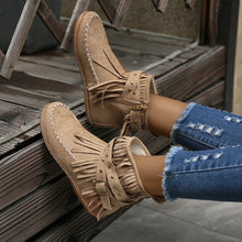 Cargar imagen en el visor de la galería, Women&#39;s Suede Fringe Drop Round Toe Flat Boots
