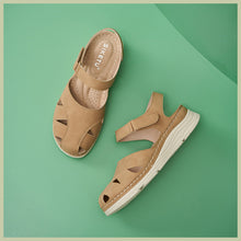 Cargar imagen en el visor de la galería, Women&#39;s Comfortable Casual ToE-toe Hollow Thick-Soled Sandals
