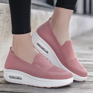 Ladies Solid Color Breathable Platform Sneakers