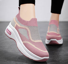 Cargar imagen en el visor de la galería, Fashion Spring And Summer Women Sports Shoes Thick Sole Middle Heel Slip On
