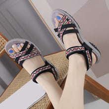 Cargar imagen en el visor de la galería, Womens Walking Athletic Sandals Open Toe Wide Comfy Water Sandal
