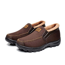 Cargar imagen en el visor de la galería, Middle-aged and elderly men&#39;s warm velvet thickened cotton shoes
