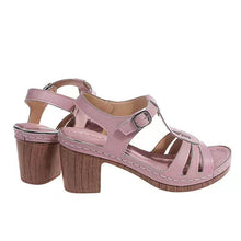 Cargar imagen en el visor de la galería, Summer women&#39;s metal buckle hollow high-heeled sandals
