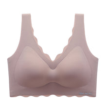 Load image into Gallery viewer, No Wire Ice Silk Seamless Bandeau Push-Up Bra
