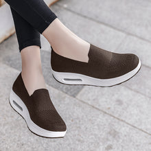 Cargar imagen en el visor de la galería, Women&#39;s Slip-On Thick-Soled Air-Cushion Sneakers
