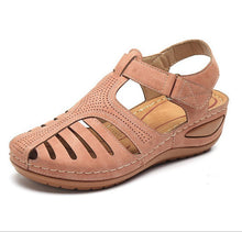 Load image into Gallery viewer, Premium Lightweight Leather Sandals
