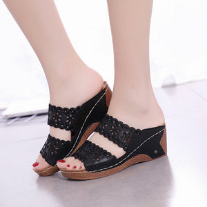 Stitched Cutout Wedge Summer Slippers