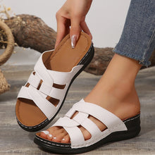 Cargar imagen en el visor de la galería, Women&#39;s Hollow Wedge Thick Sole Casual Sandals
