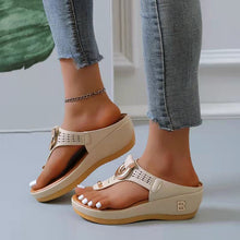 Cargar imagen en el visor de la galería, Ladies Flip Flop Wedge slippers
